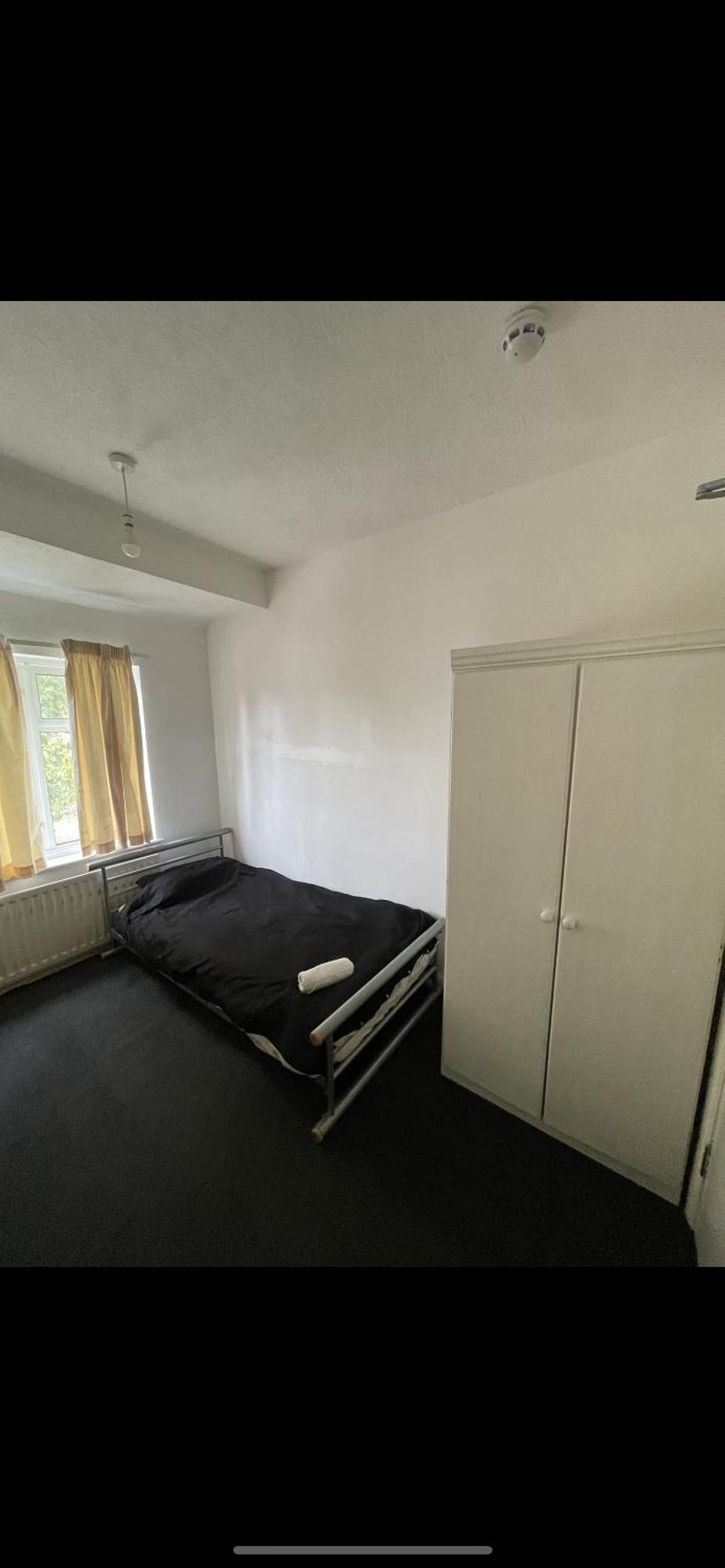 Cozy Private Rooms In Homestay Илфорд Экстерьер фото