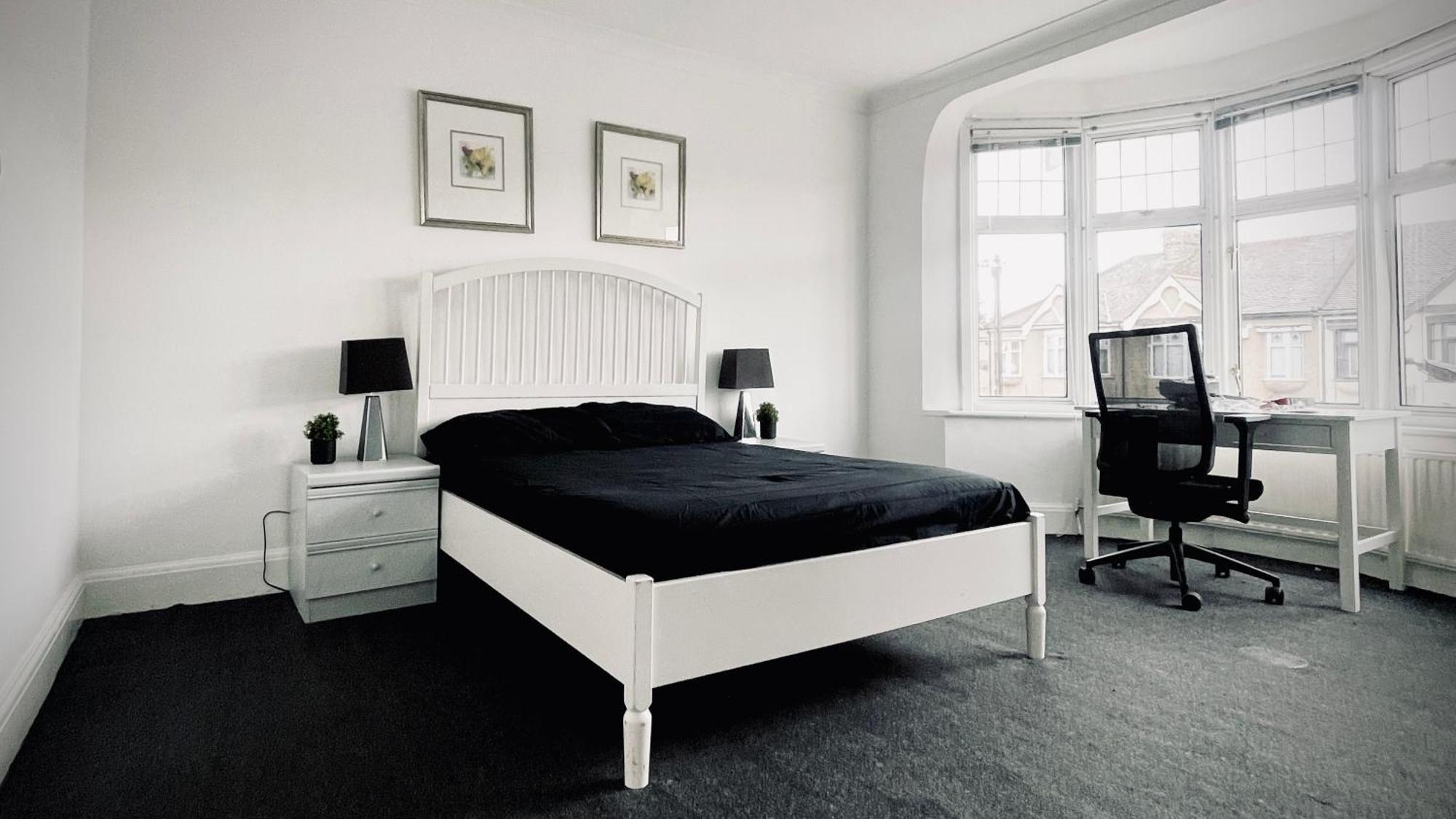 Cozy Private Rooms In Homestay Илфорд Экстерьер фото